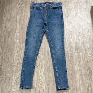 Calvin Klein High Rise Blue Jeans Size 4/27